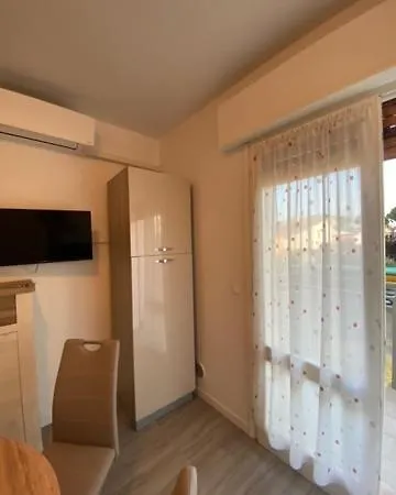 Cond. Viel Апартаменти Бібіоне