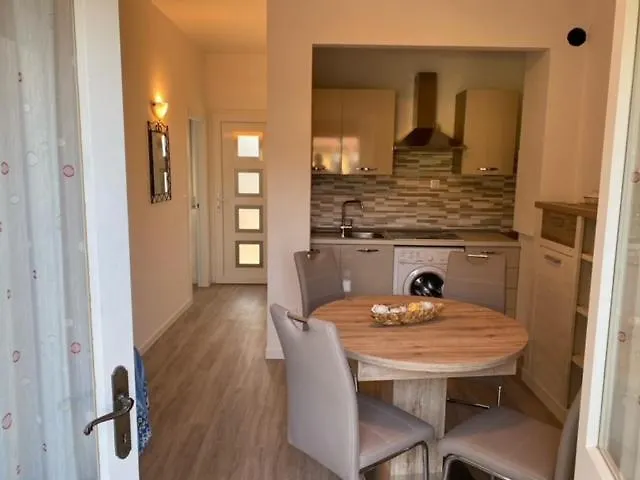 Lejlighed Cond. Viel *